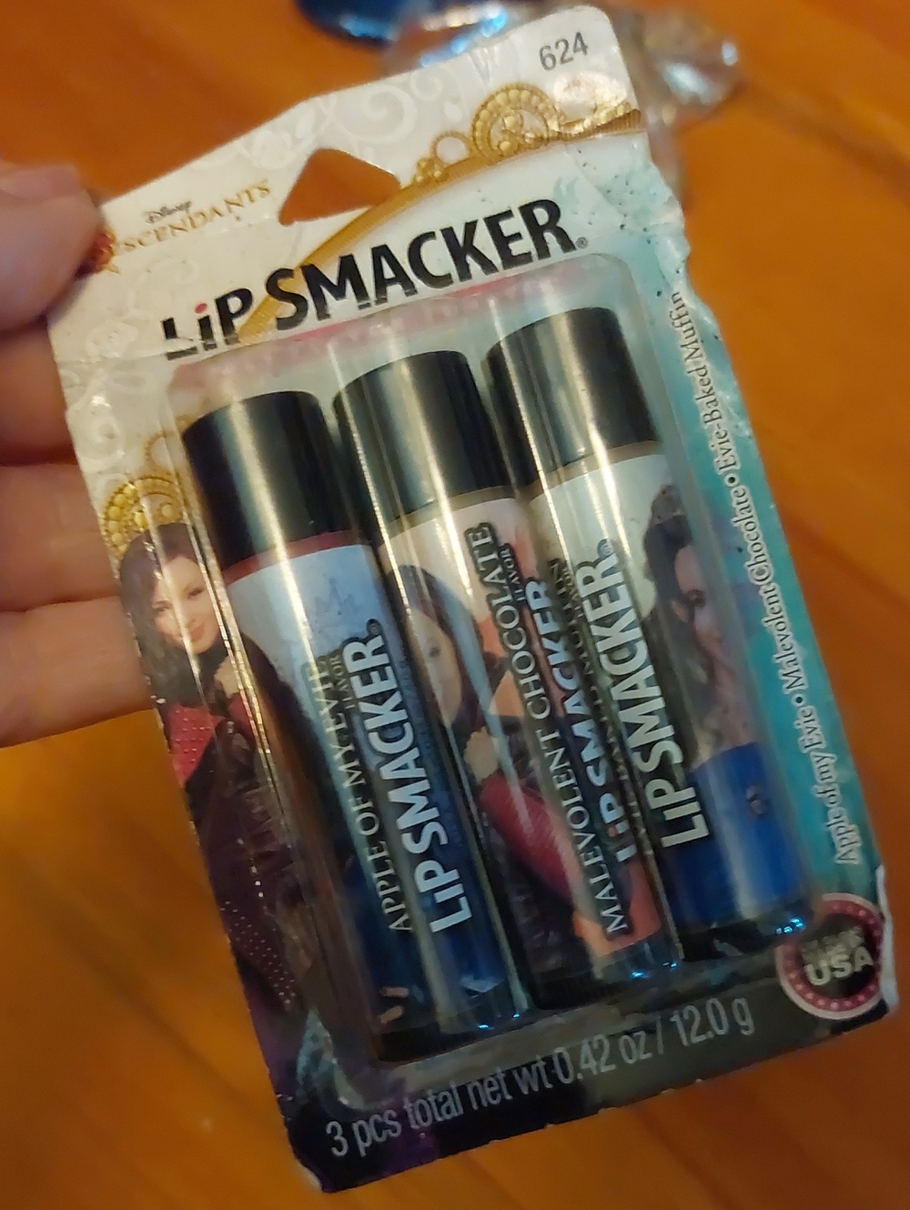Disney Descendants Lip Smacker Lip Balm 3 Pack Mal Evie New